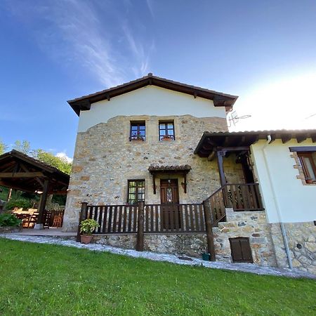 Apartamentos Rurales La Caviana Cangas de Onis Ngoại thất bức ảnh