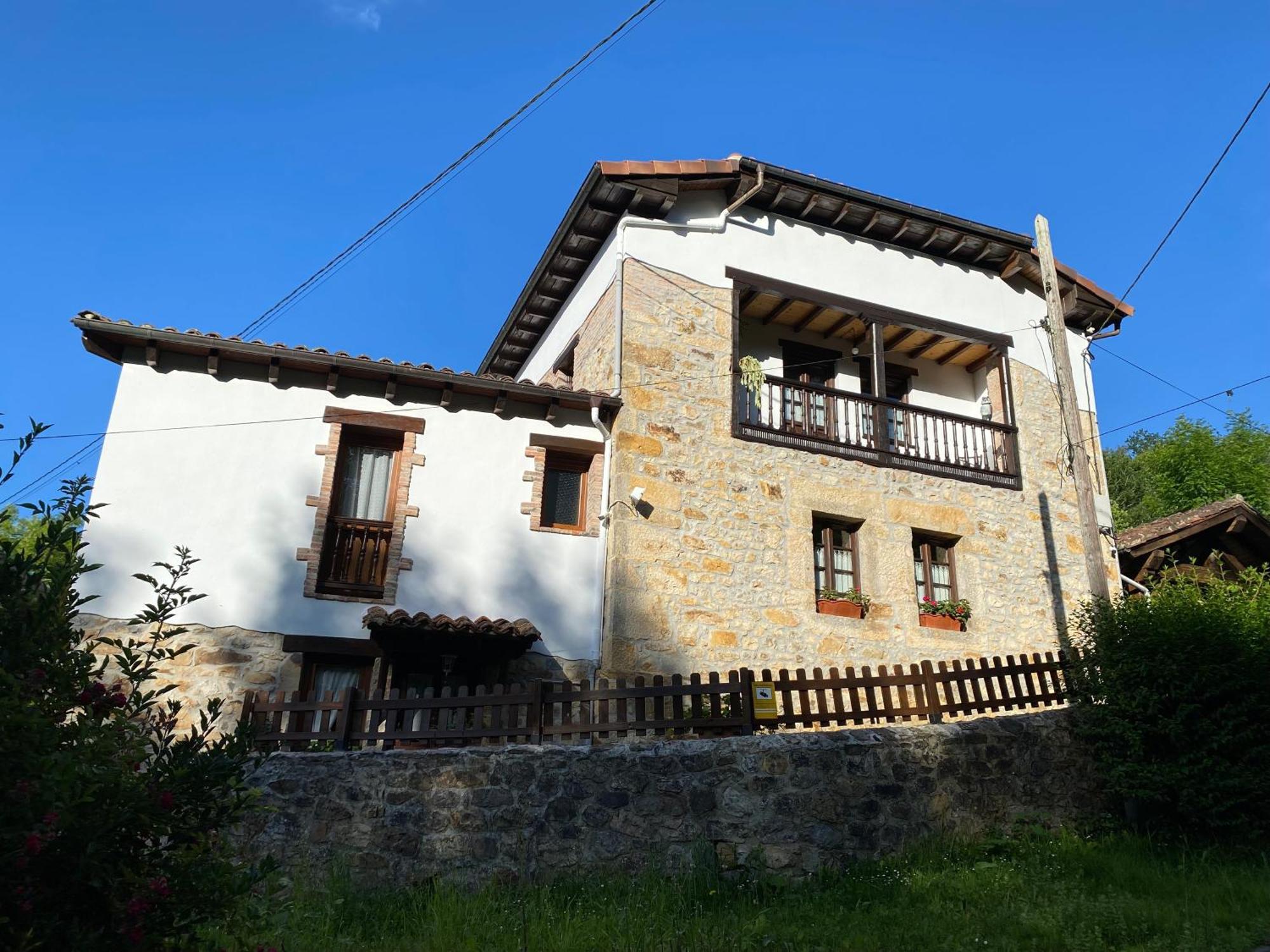 Apartamentos Rurales La Caviana Cangas de Onis Ngoại thất bức ảnh