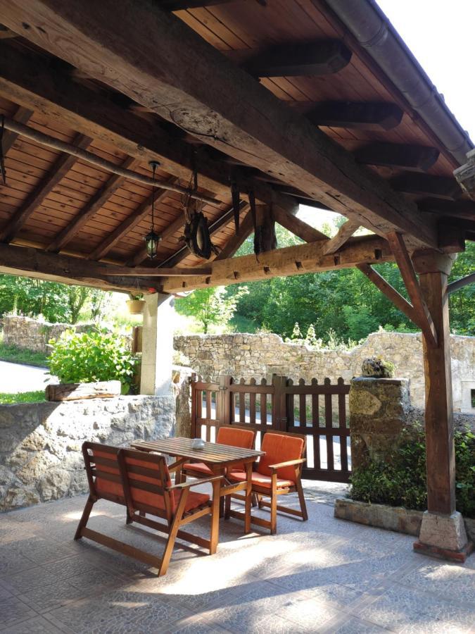 Apartamentos Rurales La Caviana Cangas de Onis Ngoại thất bức ảnh